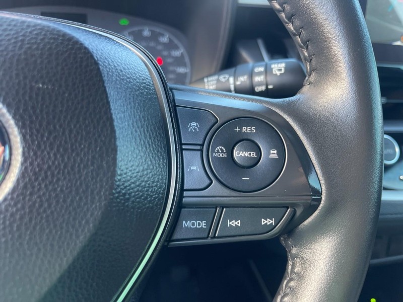 Toyota Corolla Cross Vehicle Image 37