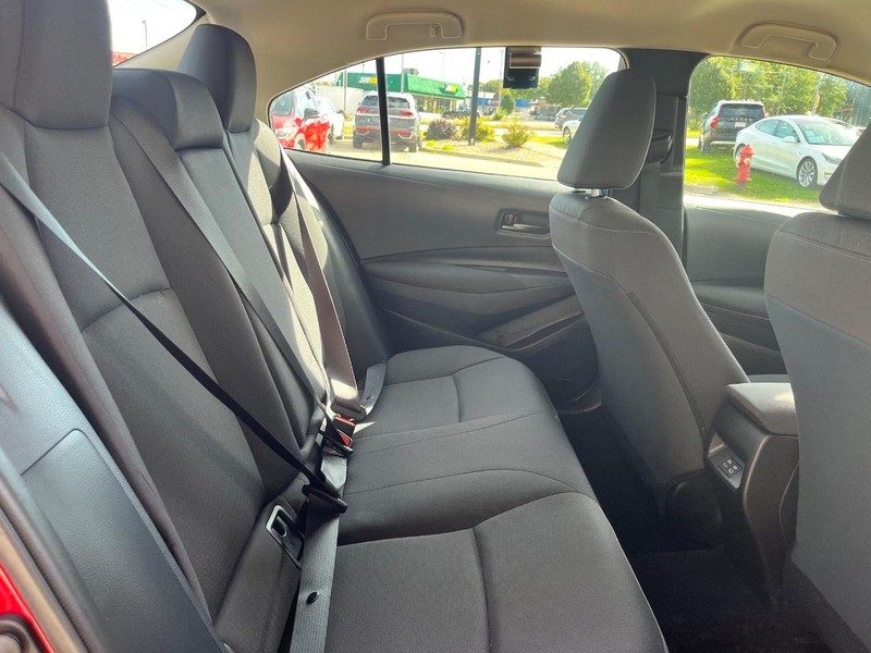 Toyota Corolla Vehicle Image 14