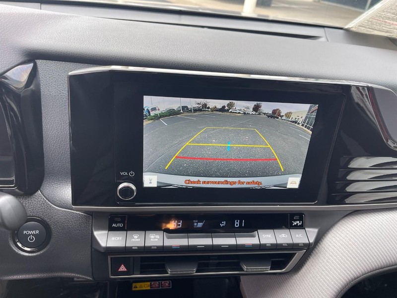 Toyota Camry Vehicle Image 28