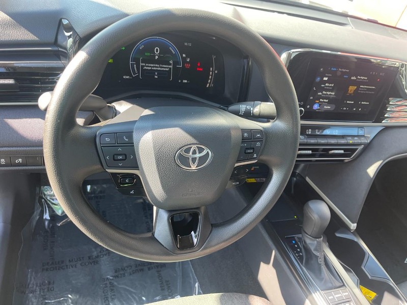 Toyota Camry Vehicle Image 19