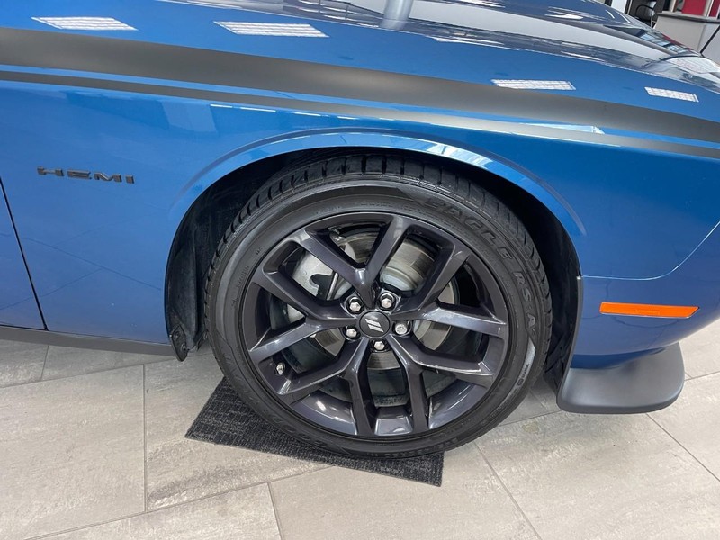 Dodge Challenger Vehicle Image 07