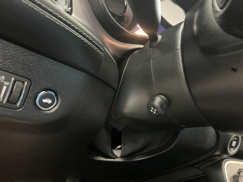 Dodge Challenger Vehicle Image 19