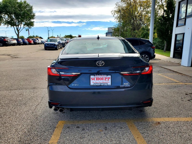 Toyota Camry Vehicle Image 06