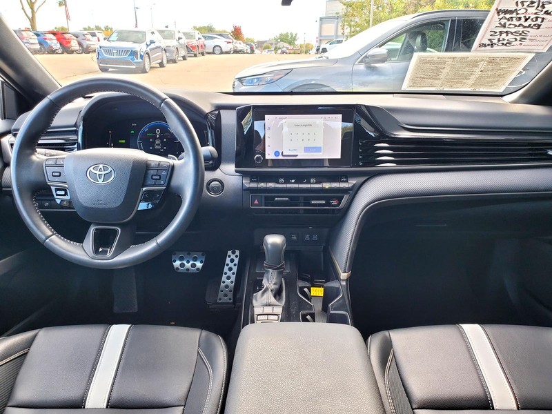 Toyota Camry Vehicle Image 08