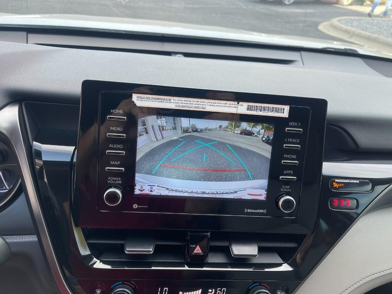 Toyota Camry Vehicle Image 25