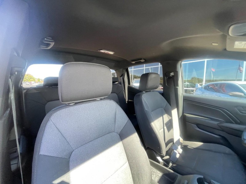Chevrolet Colorado Vehicle Image 04