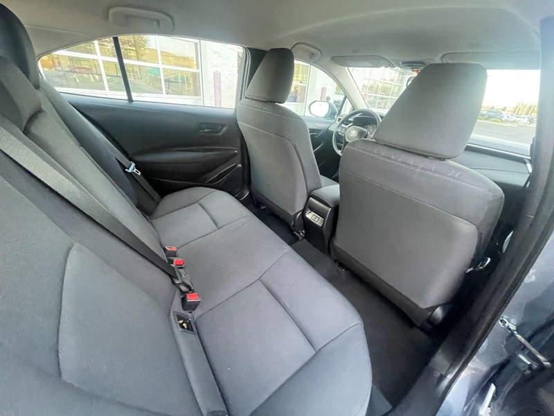 Toyota Corolla Vehicle Image 09