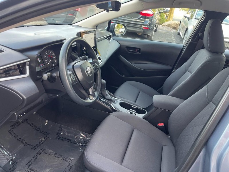 Toyota Corolla Vehicle Image 12