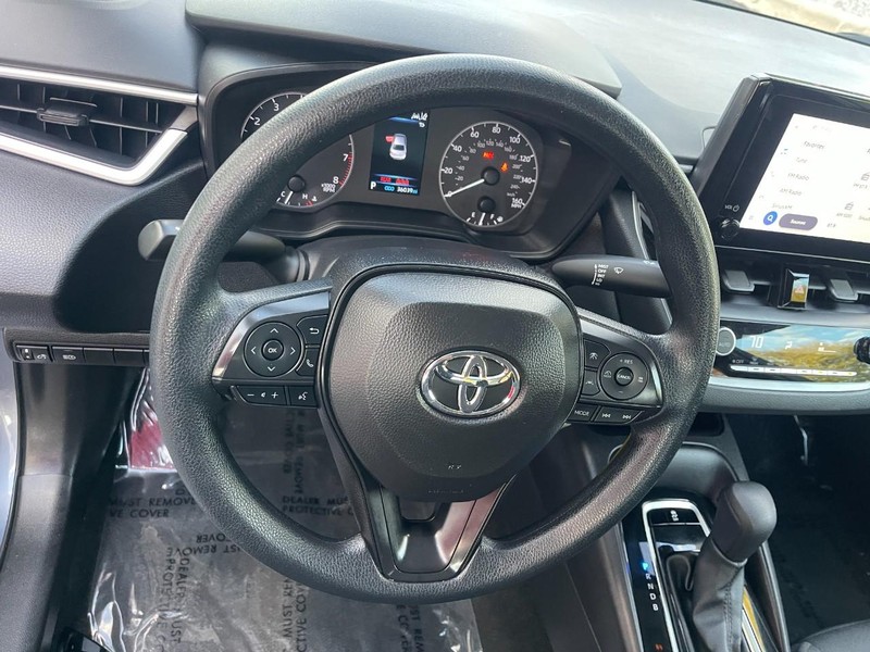 Toyota Corolla Vehicle Image 14