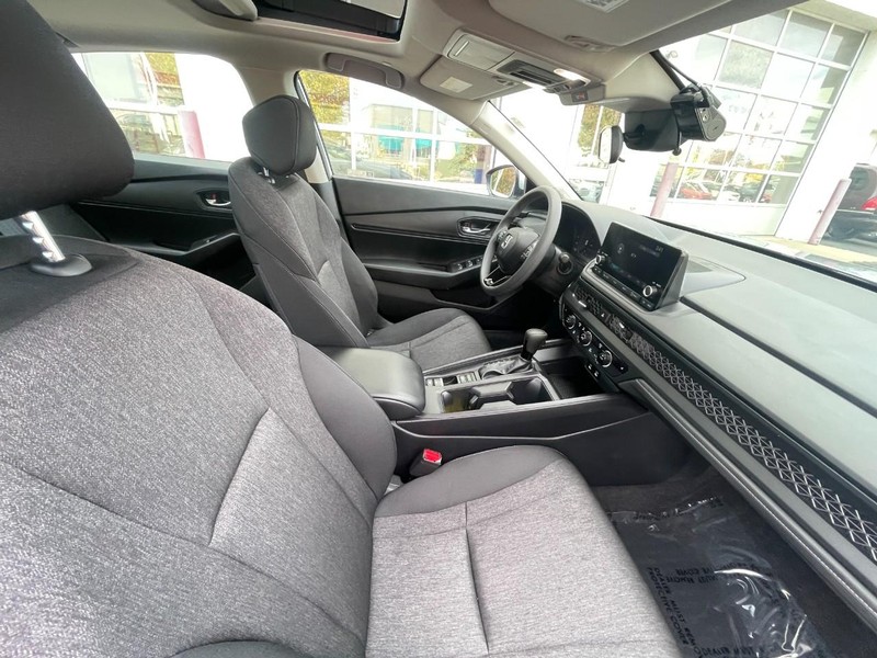 Honda Accord Sedan Vehicle Image 08