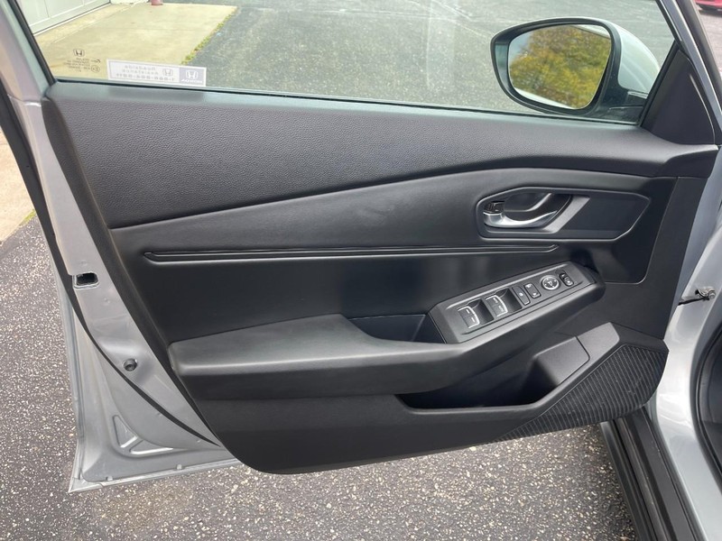 Honda Accord Sedan Vehicle Image 16