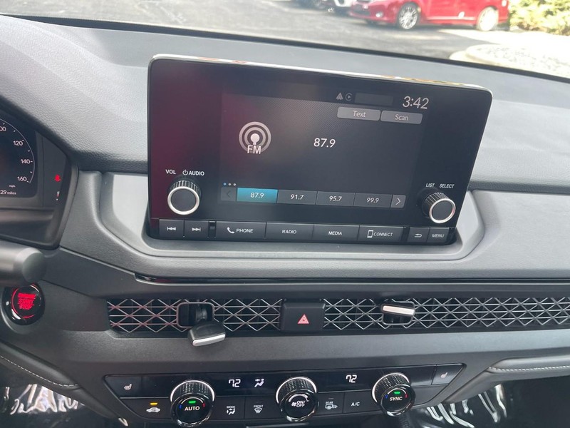 Honda Accord Sedan Vehicle Image 27