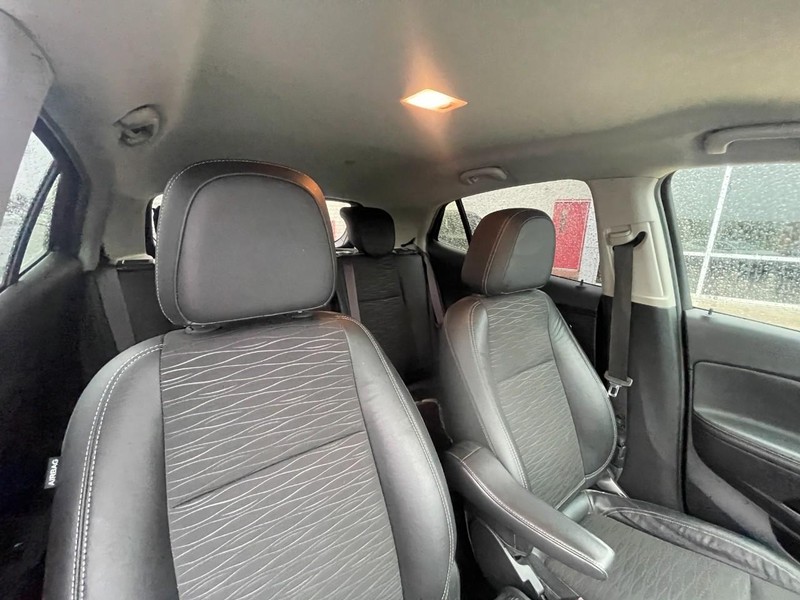 Buick Encore Vehicle Image 04