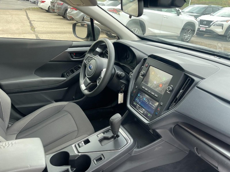 Subaru Impreza Vehicle Image 02