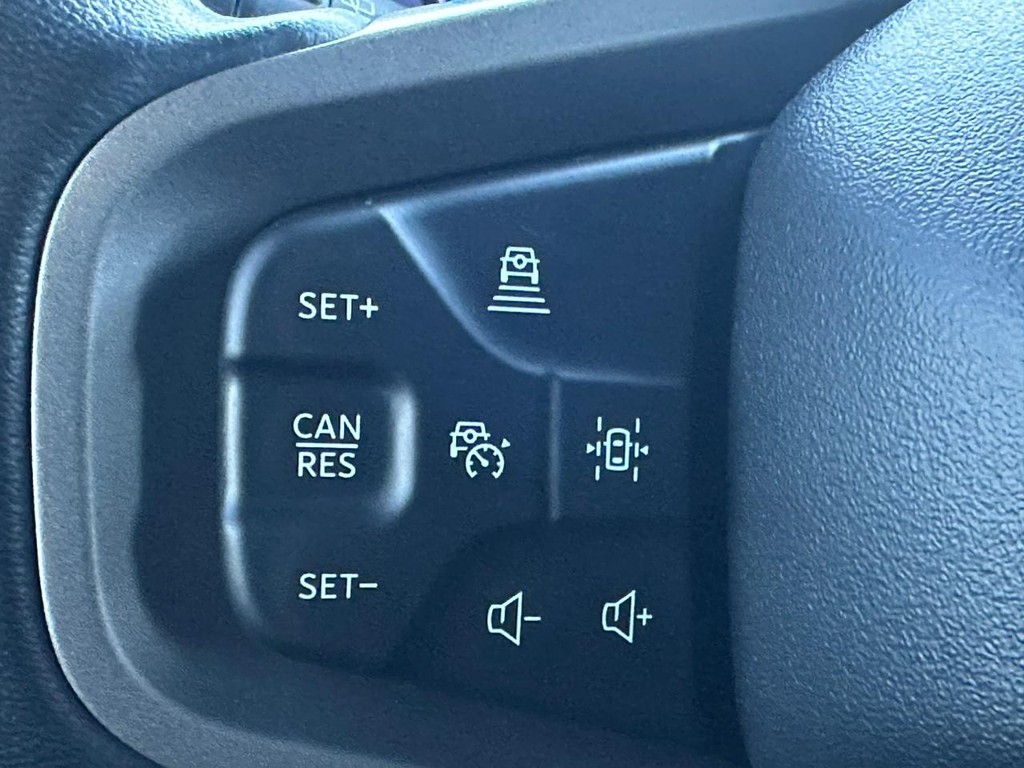 Ford Bronco Vehicle Full-screen Gallery Image 18