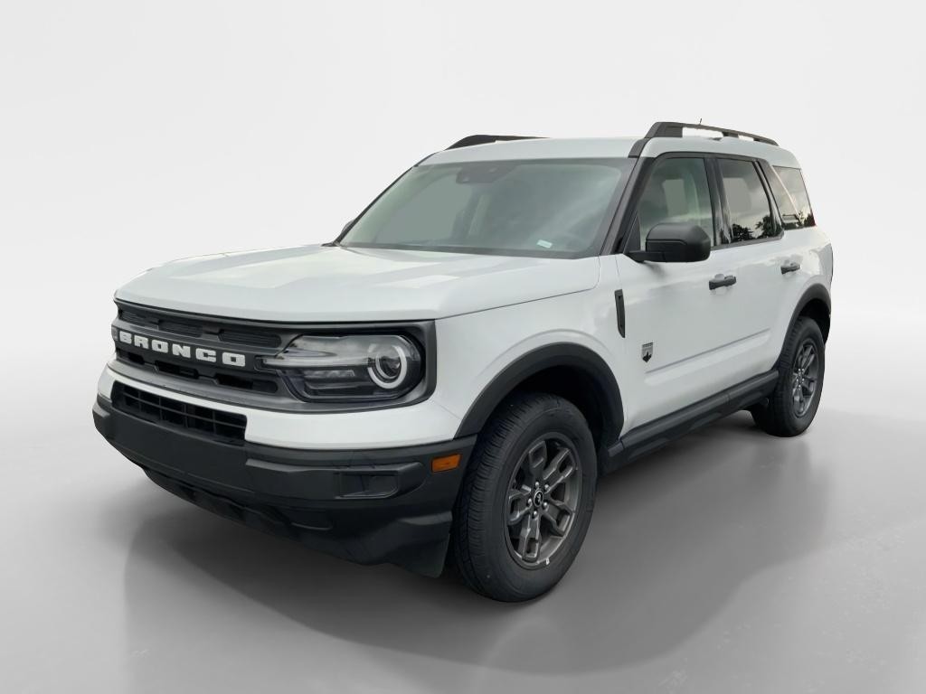 Ford Bronco Sport Vehicle Full-screen Gallery Image 03