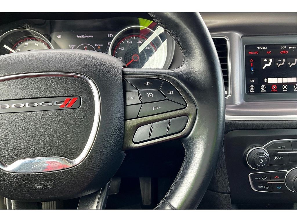 Dodge Charger Vehicle Full-screen Gallery Image 17