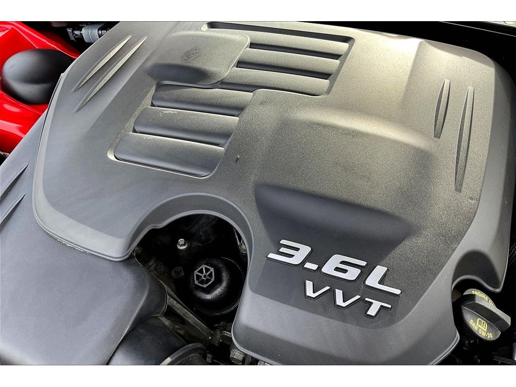 Dodge Charger Vehicle Full-screen Gallery Image 28