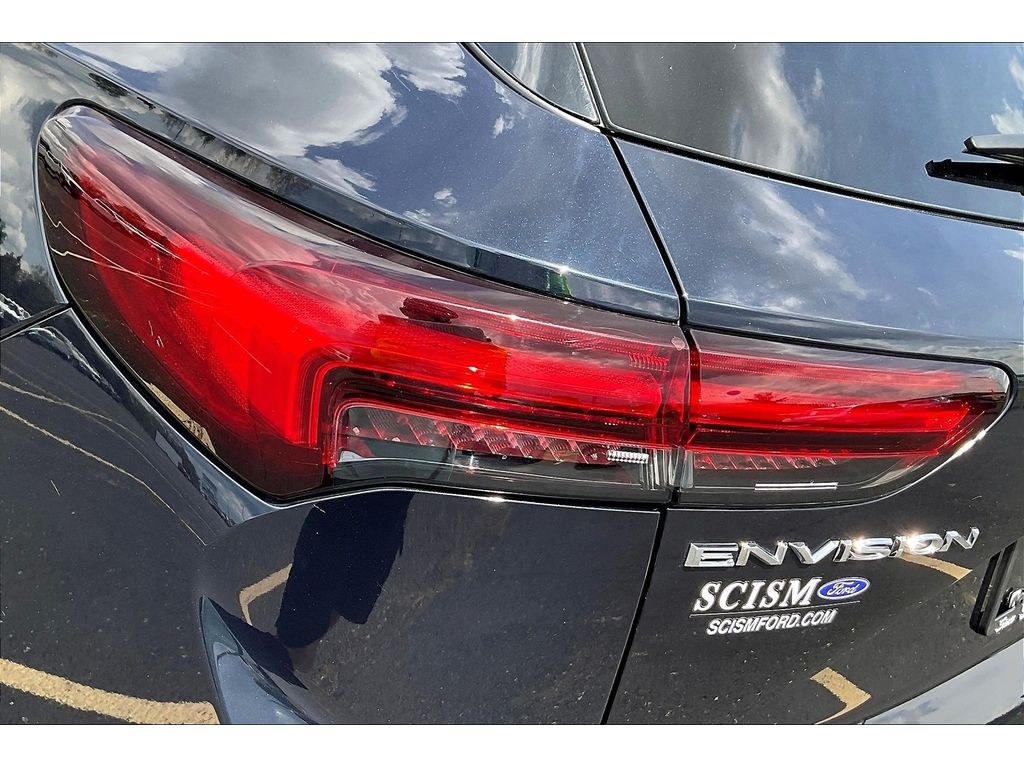 Buick Envision Vehicle Full-screen Gallery Image 27