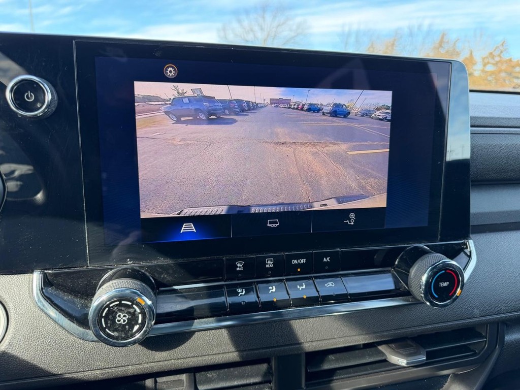 Chevrolet Colorado Vehicle Full-screen Gallery Image 21