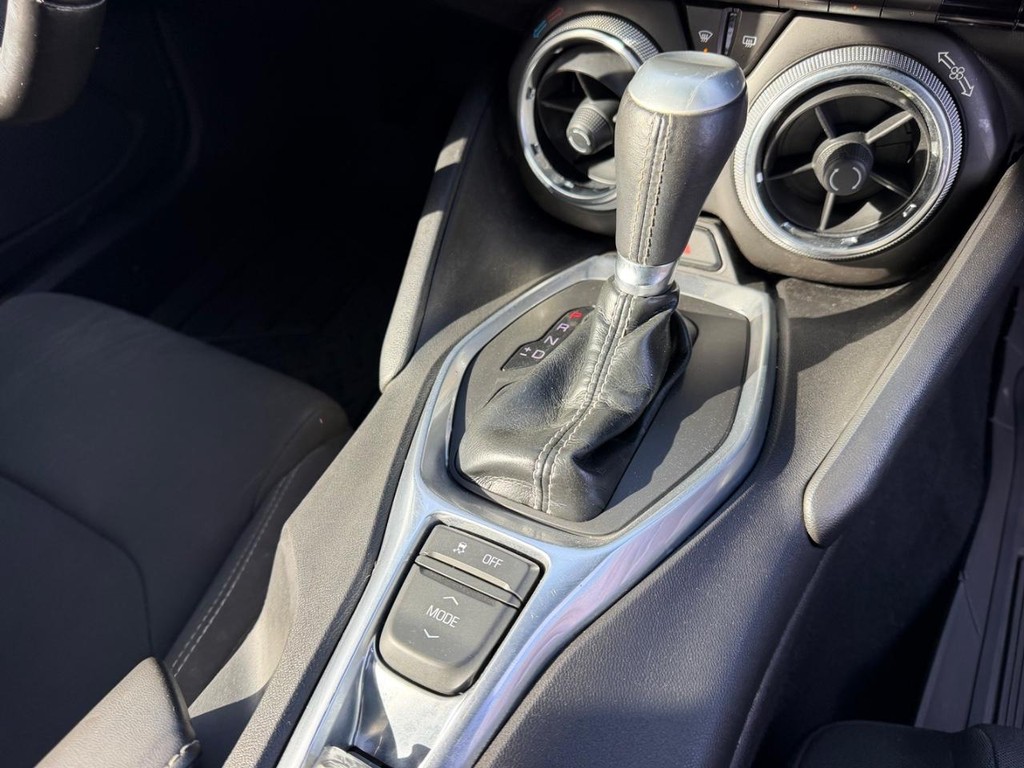 Chevrolet Camaro Vehicle Full-screen Gallery Image 17