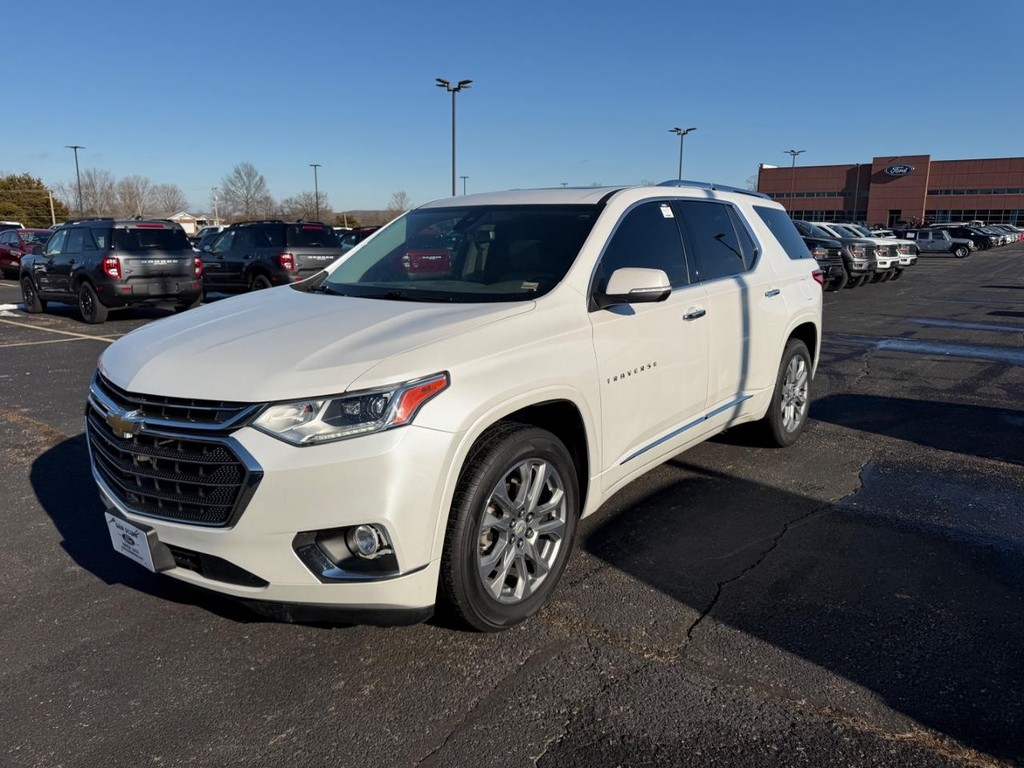 Chevrolet Traverse Vehicle Full-screen Gallery Image 08
