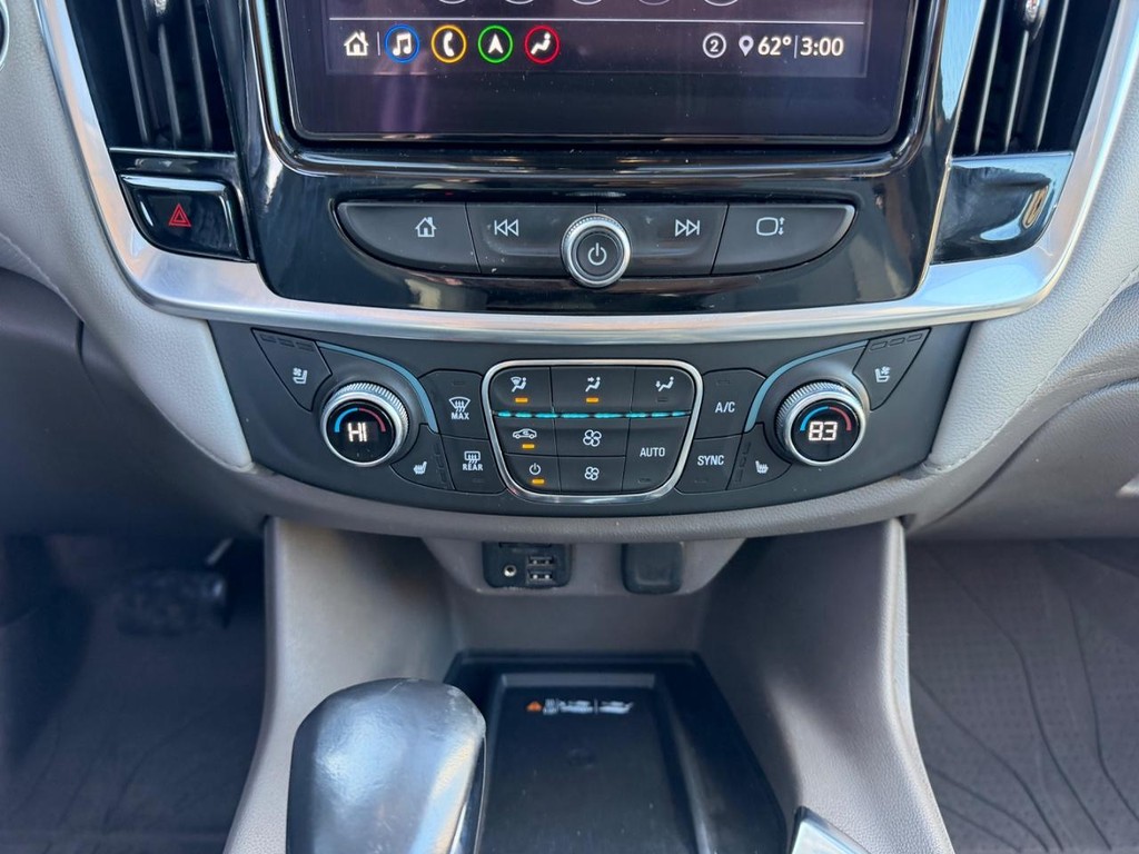 Chevrolet Traverse Vehicle Full-screen Gallery Image 20