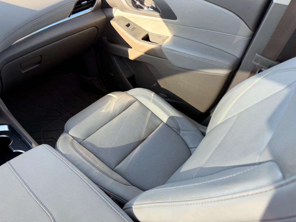 Chevrolet Traverse Vehicle Full-screen Gallery Image 22