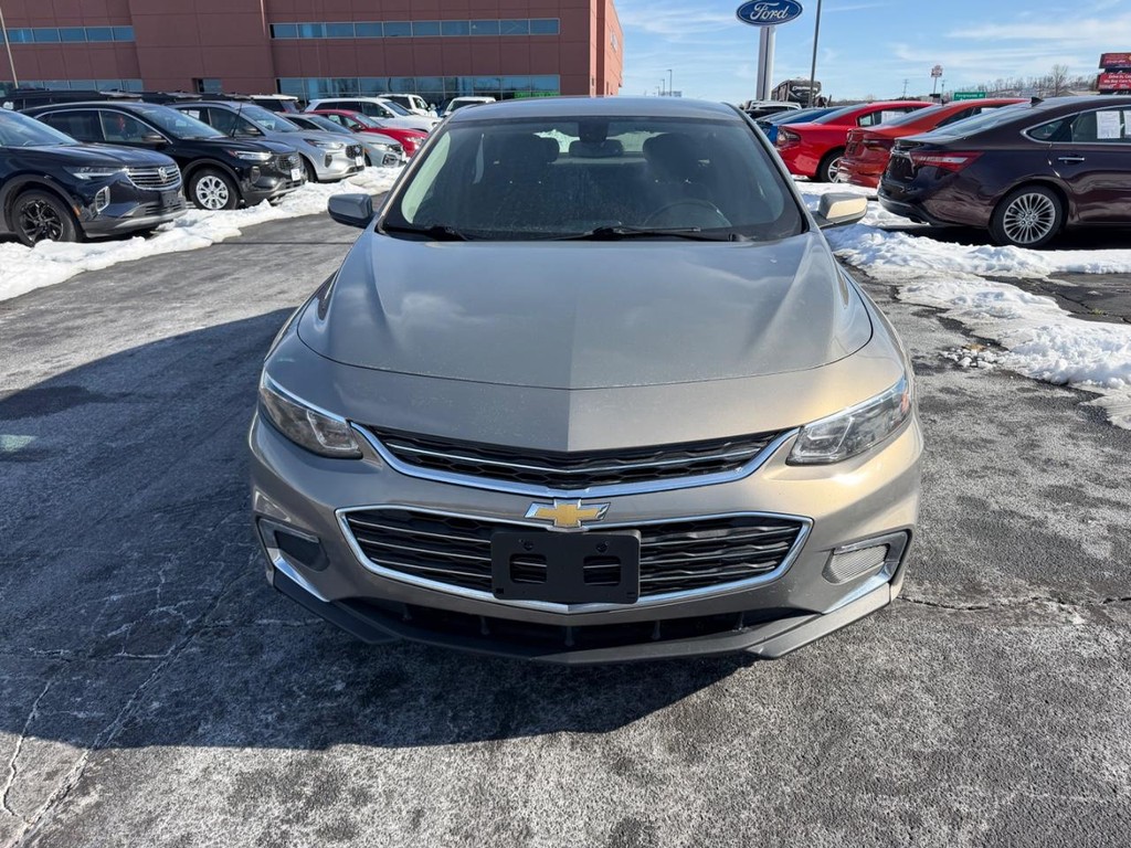 Chevrolet Malibu Vehicle Full-screen Gallery Image 08