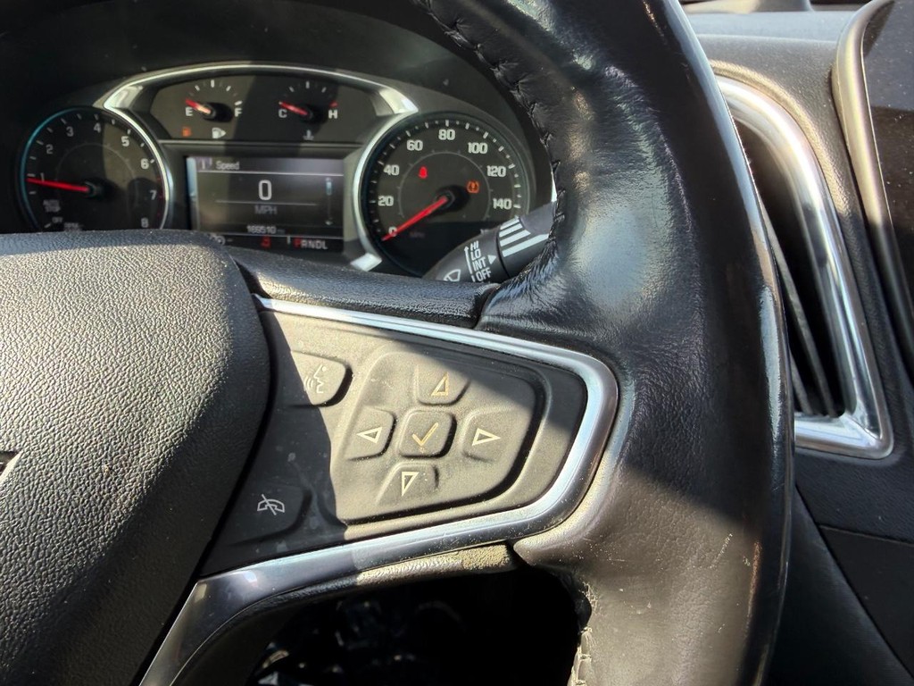 Chevrolet Malibu Vehicle Full-screen Gallery Image 13