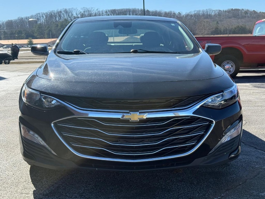 Chevrolet Malibu Vehicle Full-screen Gallery Image 09