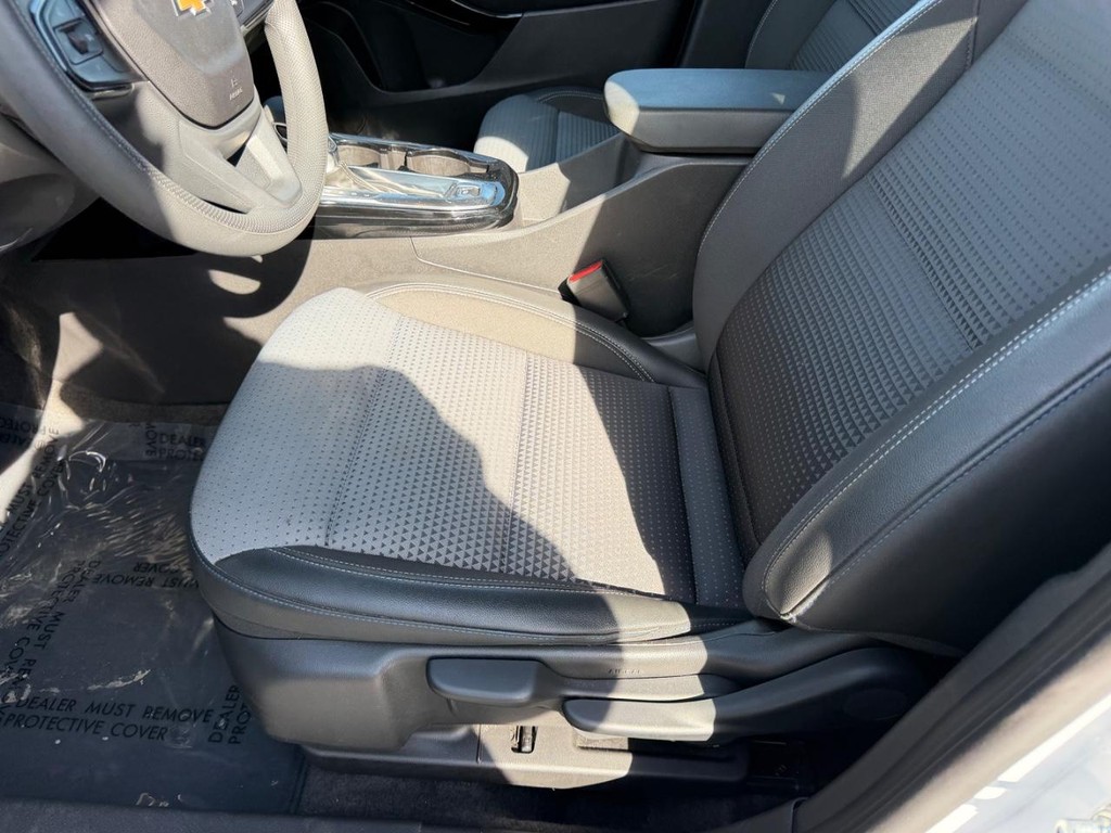 Chevrolet Trax Vehicle Full-screen Gallery Image 19