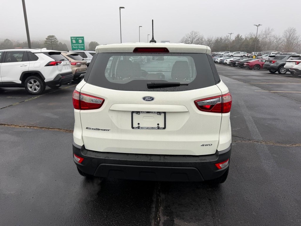 Ford EcoSport Vehicle Full-screen Gallery Image 04