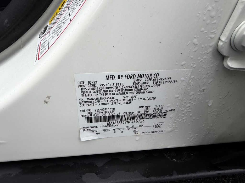 Ford EcoSport Vehicle Full-screen Gallery Image 22