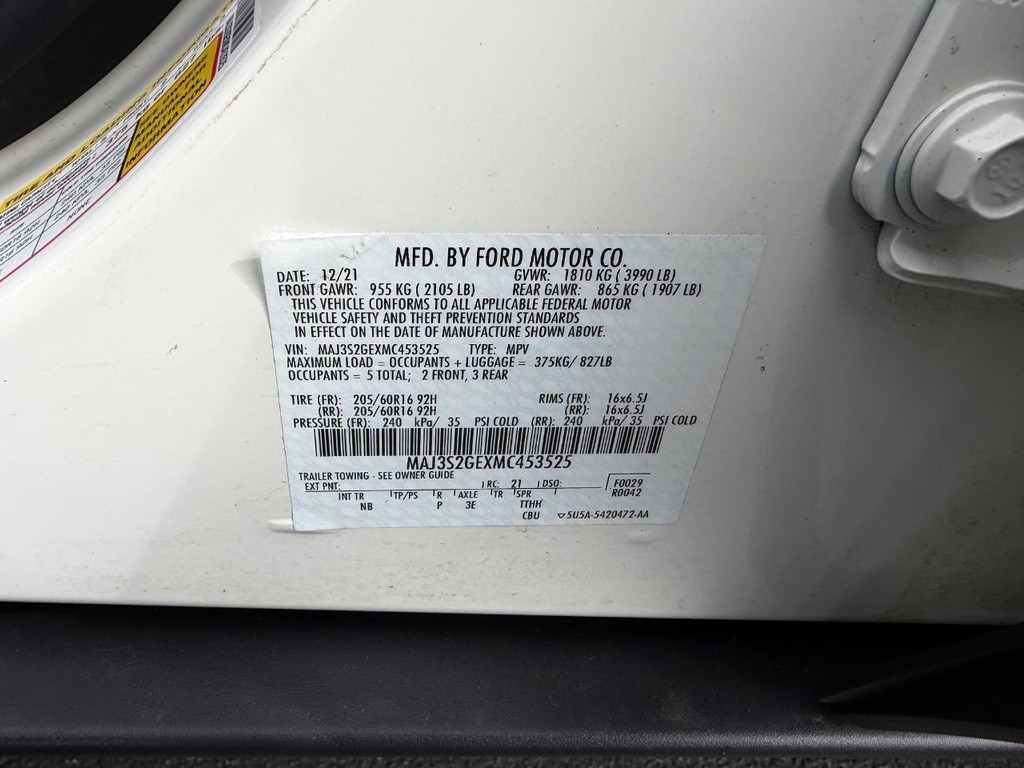 Ford EcoSport Vehicle Full-screen Gallery Image 23