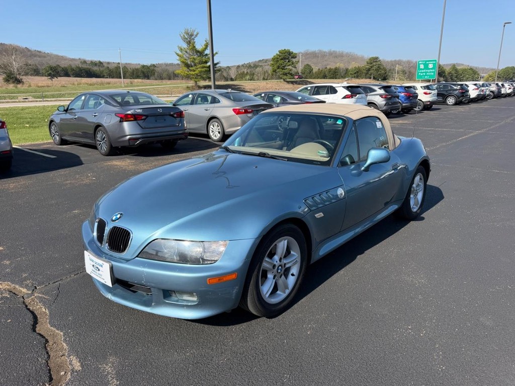 BMW Z3 Vehicle Full-screen Gallery Image 06