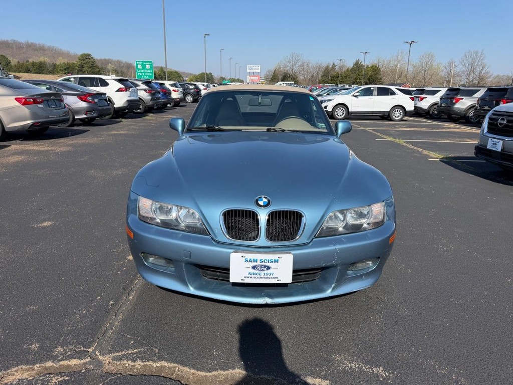 BMW Z3 Vehicle Full-screen Gallery Image 07