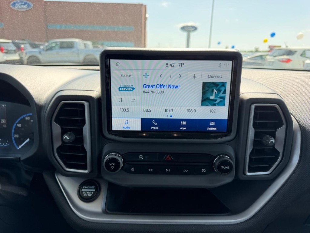 Ford Bronco Sport Vehicle Full-screen Gallery Image 14