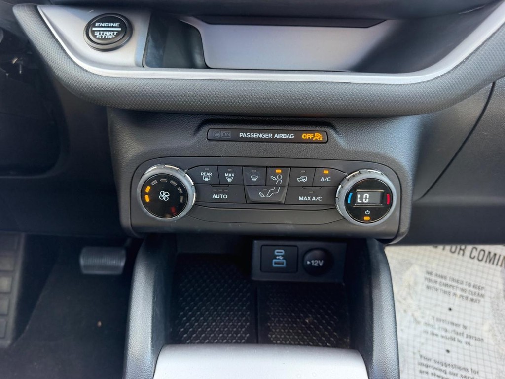 Ford Bronco Sport Vehicle Full-screen Gallery Image 15