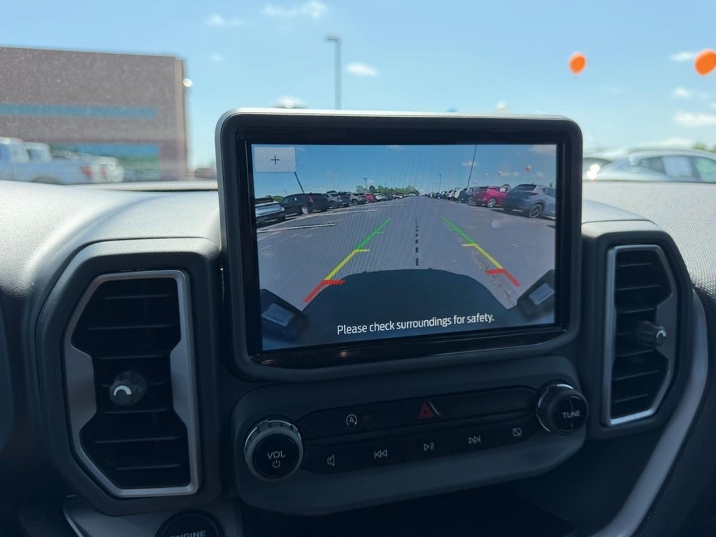 Ford Bronco Sport Vehicle Full-screen Gallery Image 21