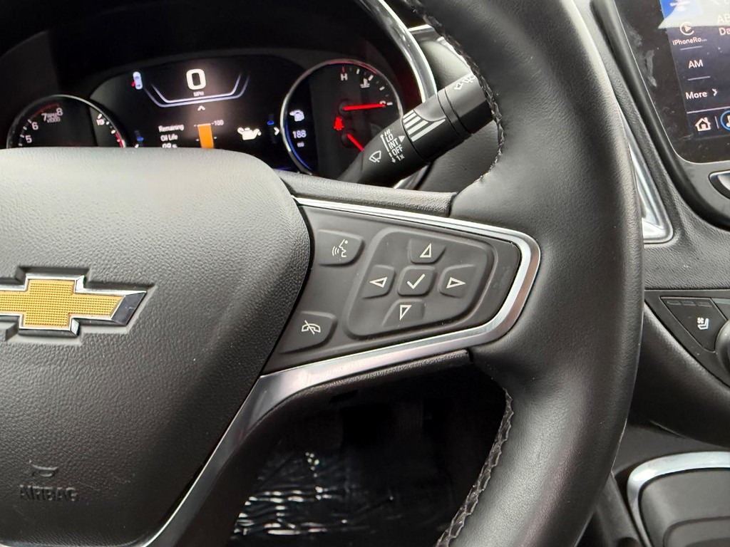 Chevrolet Malibu Vehicle Full-screen Gallery Image 13