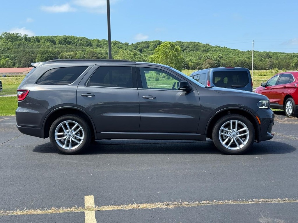 Dodge Durango Vehicle Full-screen Gallery Image 02