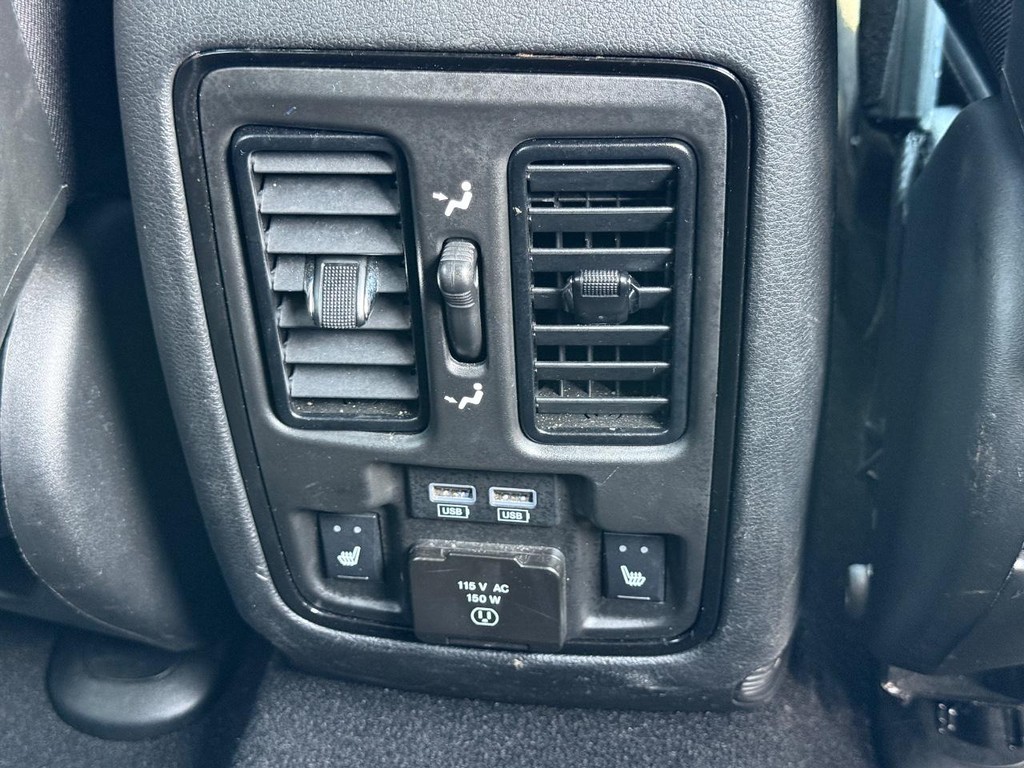 Dodge Durango Vehicle Full-screen Gallery Image 13