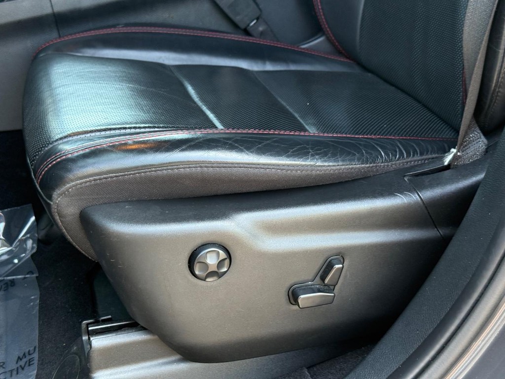 Dodge Durango Vehicle Full-screen Gallery Image 26