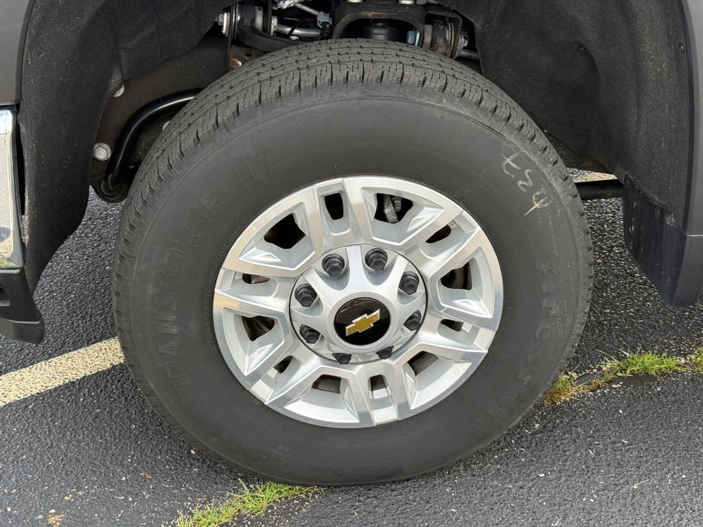 Chevrolet Silverado 2500HD Vehicle Full-screen Gallery Image 07