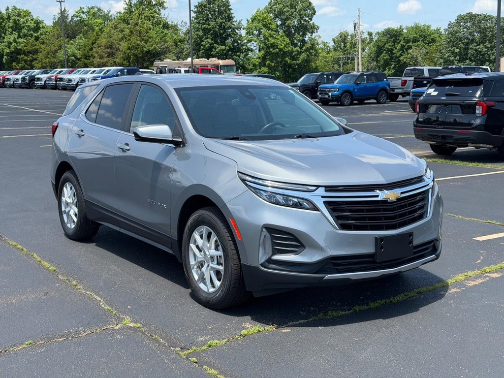 Chevrolet Equinox Vehicle Full-screen Gallery Image 01