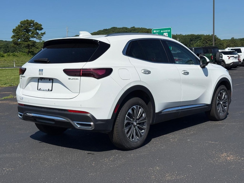 Buick Envision Vehicle Full-screen Gallery Image 03
