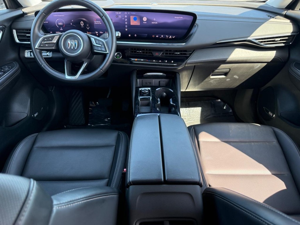 Buick Envision Vehicle Full-screen Gallery Image 11