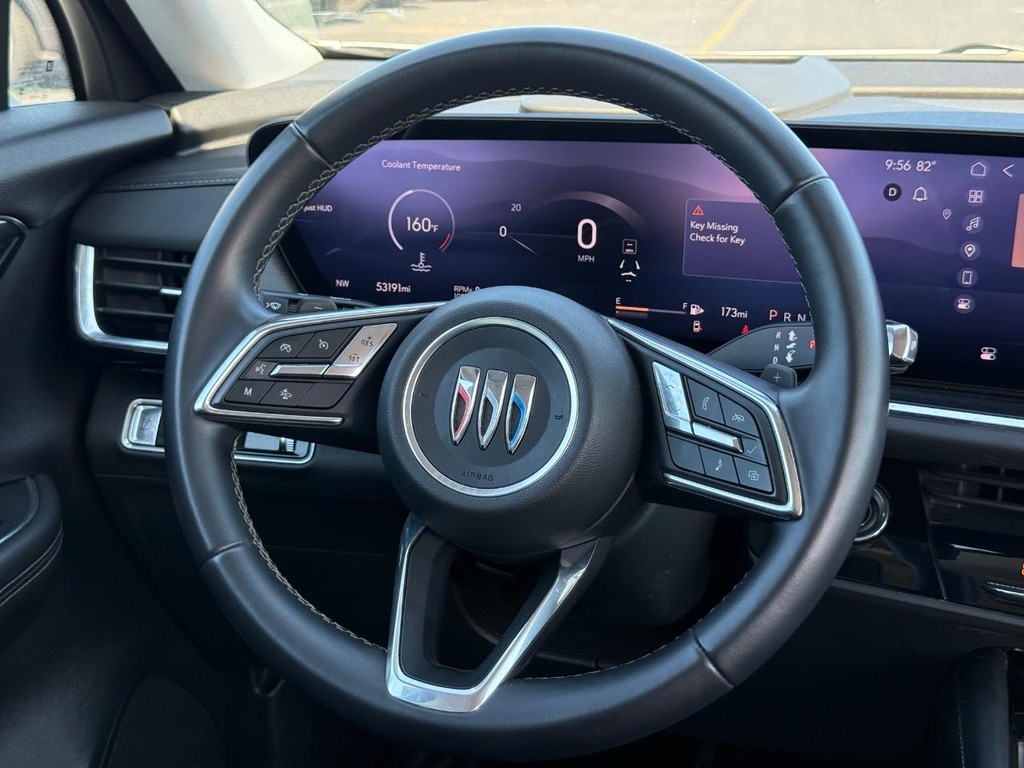 Buick Envision Vehicle Full-screen Gallery Image 12