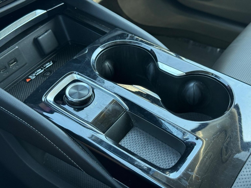 Buick Envision Vehicle Full-screen Gallery Image 19